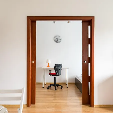 Апартаменты Rondo Onz Downtown By Bookinghost